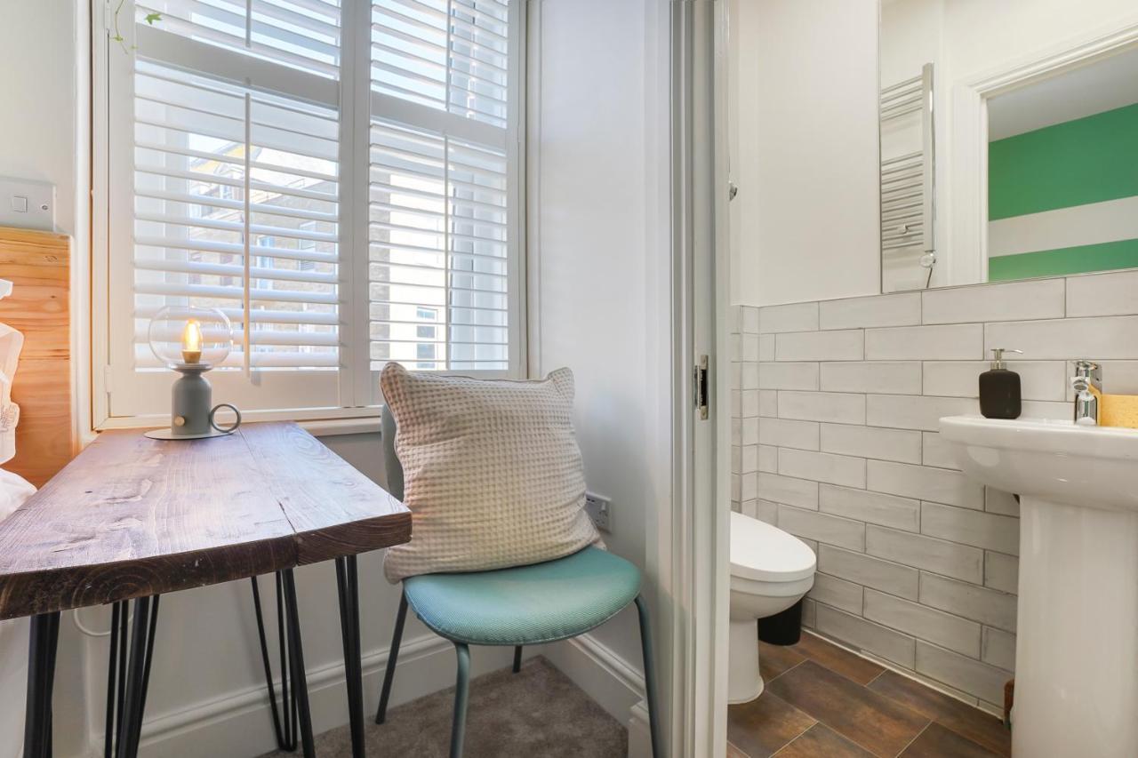 Stylish Eco Aparthotel In Folkestone Eksteriør billede